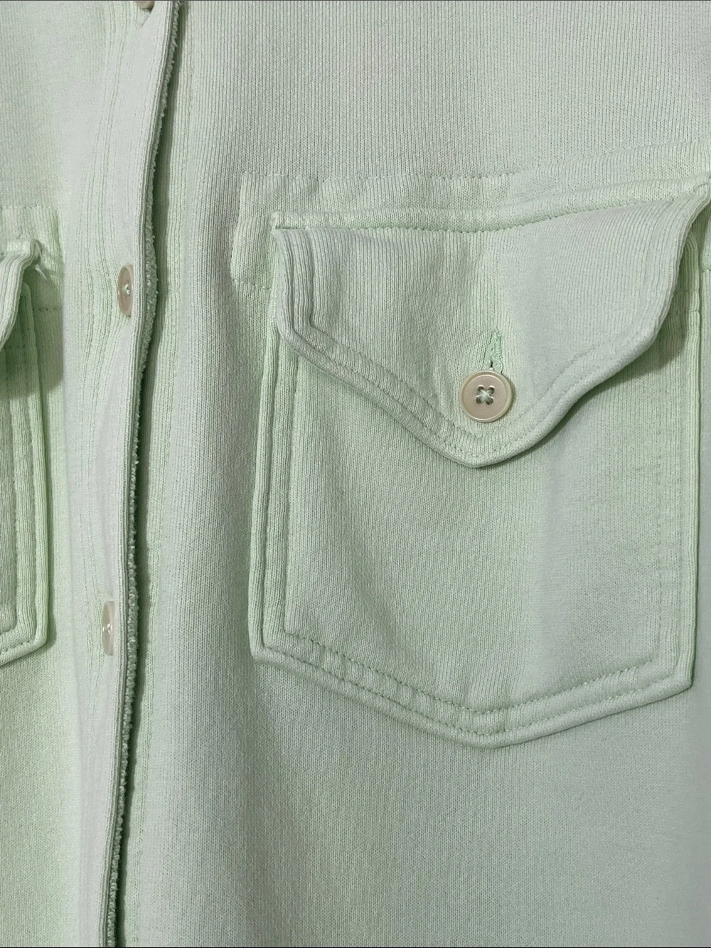 Aritzia Wilfred Free Terry
Fleece Shirt - Picture 4 of 9